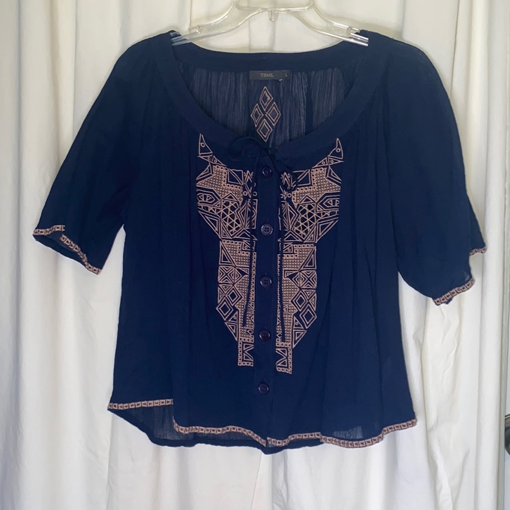 THML navy and tan top, size large